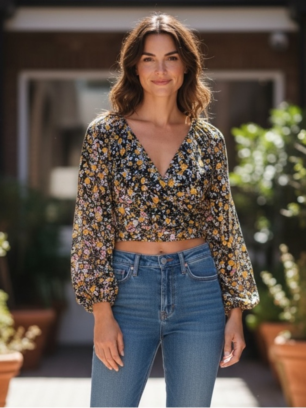 BCBGeneration Black Floral Crop Blouse size XL NWT